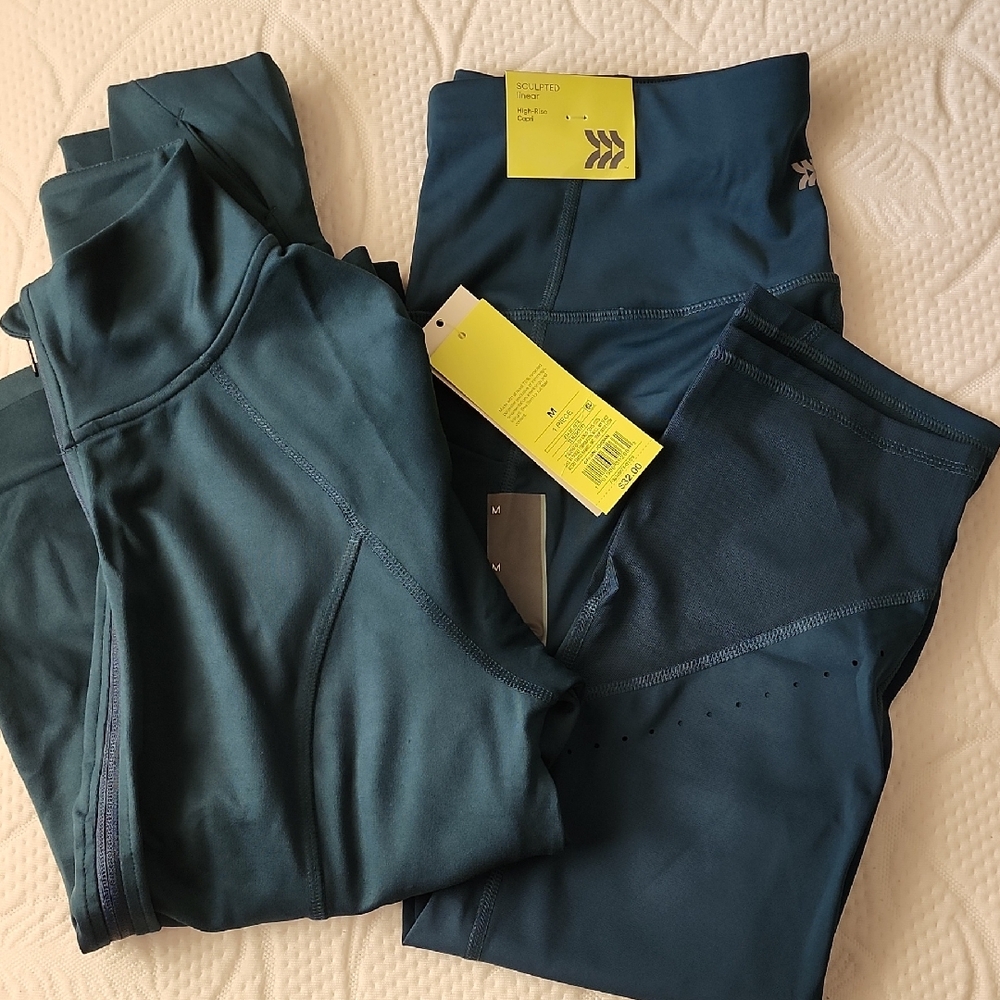 Teal Running Jacket & Capri Set
